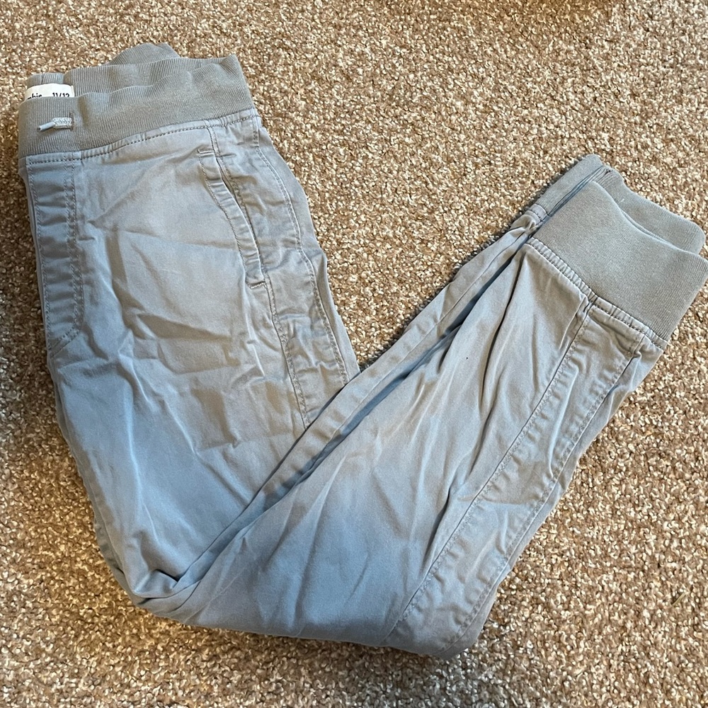 Abercrombie kids cargo joggers